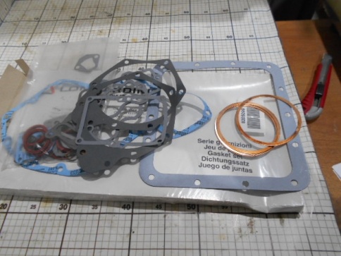 Комплект прокладок 8205099 629 фото 1