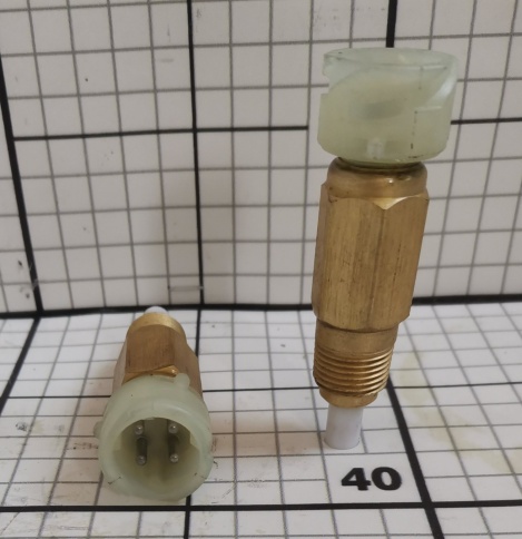 Датчик уровня ДГС-М-300-24-01А фото 1