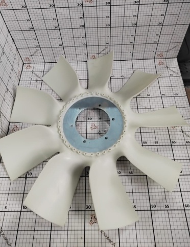 Крыльчатка вентилятора ТМЗ (аналог BorgWarner, китай D=660) 8481.1308012 фото 1