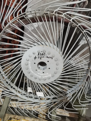 Колесо граблей АЗАС без подш. и ступицы, палец 7мм, универсальное нов. обр. под 6 отв. фото 1